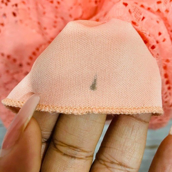 EVERLY Anthropologie Coral Floral Crochet Embroidered Mini Dress Size M - Picture 6 of 8